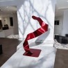 sculpture métal abstraite rouge