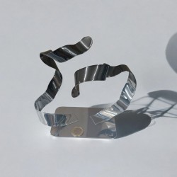 sculpture abstraite métal chrome et noir