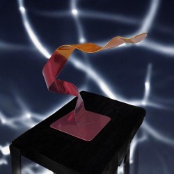 sculpture abstraite en métal orange et rouge