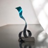 sculpture abstraite métal noir et turquoise