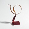 sculpture métal ruban torsadé rouge et orange