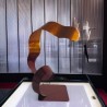 sculpture abstraite métal orange et rouge