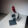 sculpture abstraite métal noir et rouge