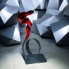 sculpture abstraite métal rouge noir