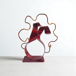 sculpture abstraite métal rouge et orange