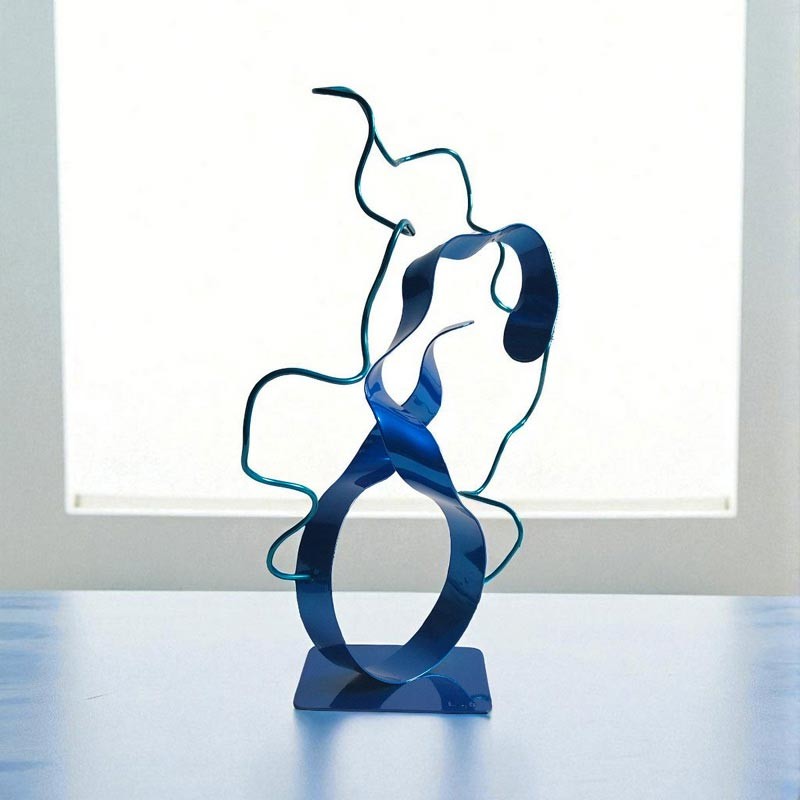 sculpture abstraite métal bleu marine et bleu turquoise