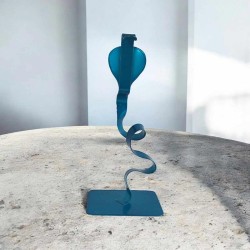 sculpture abstraite serpent en métal bleu turquoise