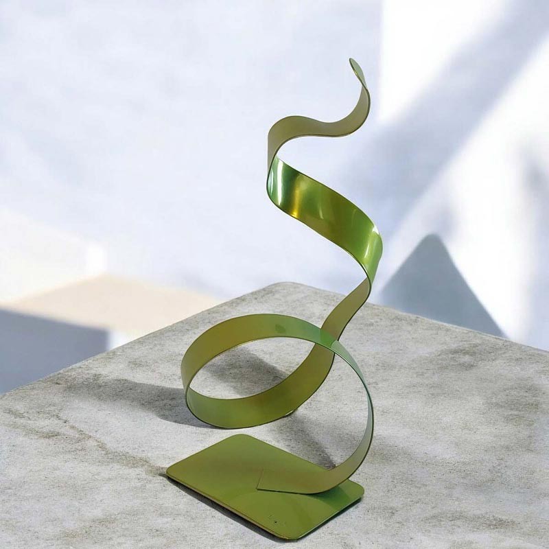 sculpture abstraite vert anis