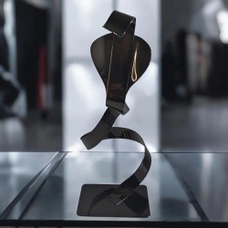 sculpture abstraite cobra noir