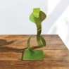 sculpture abstraite serpent en métal vert anis