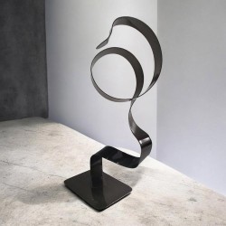 sculpture abstraite gris noir