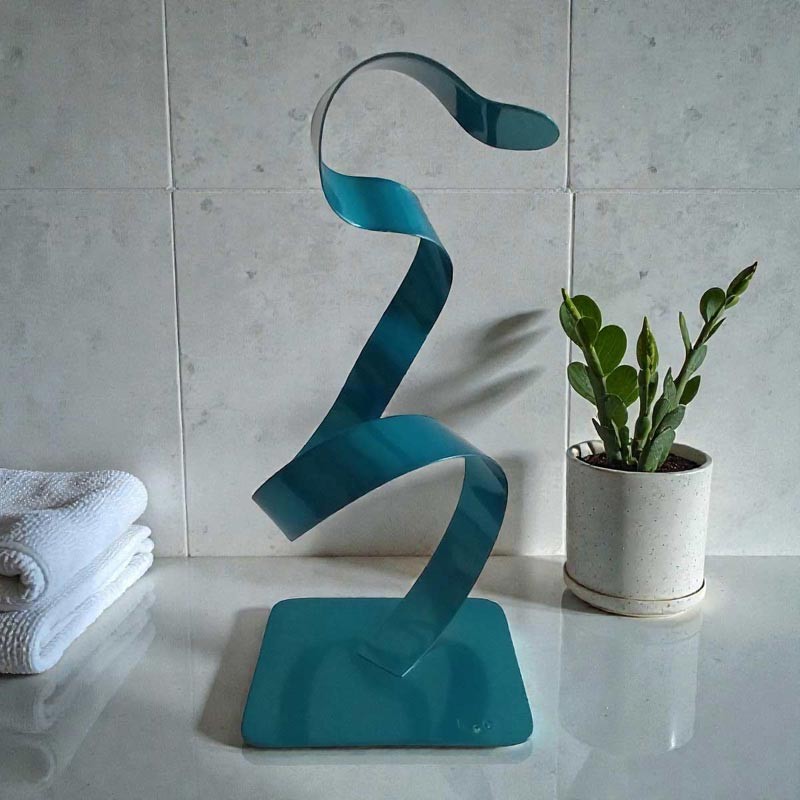 Sculpture abstraite bleu turquoise