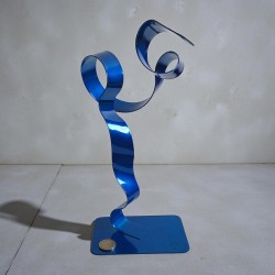 sculpture abstraite métal bleu marine