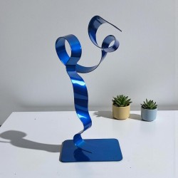 sculpture abstraite métal bleu marine