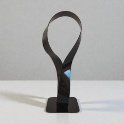 sculpture ruban de Mobius noire