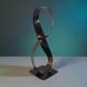 sculpture ruban de Mobius noire