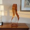 sculpture ruban de Mobius orange