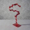sculpture abstraite métal rouge