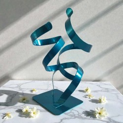 sculpture abstraite en métal