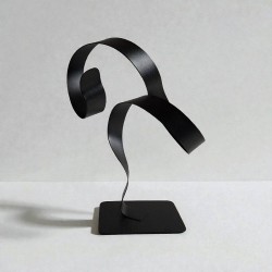 sculpture abstraite noire