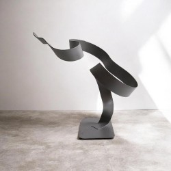 sculpture abstraite gris pailleté