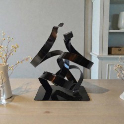 sculpture abstraite couleur noir