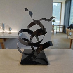 sculpture abstraite couleur noir