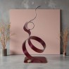 sculpture abstraite métal rouge
