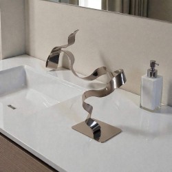 sculpture métal ruban torsadé chrome