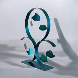 Création abstraite en métal fait main bleu turquoise