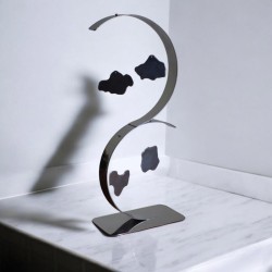 Sculpture abstraite en métal fait main gris chrome