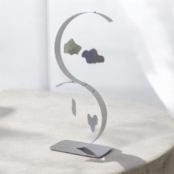 Sculpture abstraite en métal fait main gris chrome