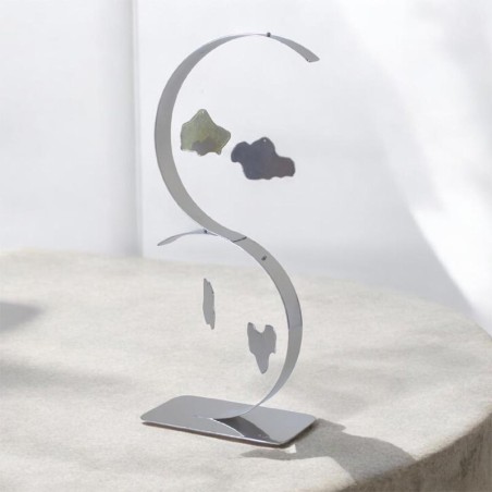 Sculpture abstraite en métal fait main gris chrome Sculpture abstraite en métal fait main gris chrome