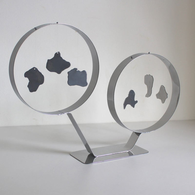 Objet décoratif fait main en métal chrome