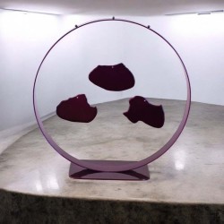 Sculpture abstraite métal violet