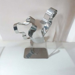 sculpture métal ruban torsadé chrome