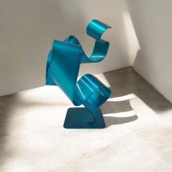 sculpture métal ruban torsadé turquoise