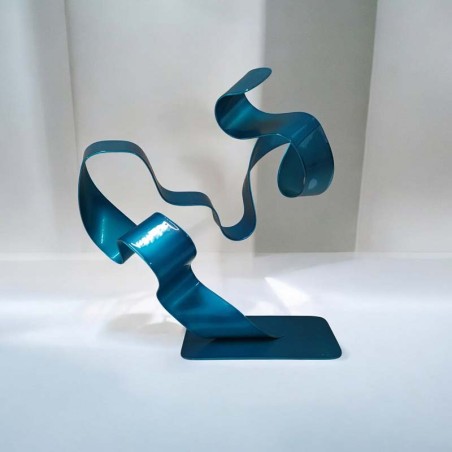 sculpture métal ruban torsadé turquoise sculpture métal ruban torsadé turquoise