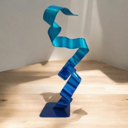 sculpture métal ruban torsadé turquoise marine