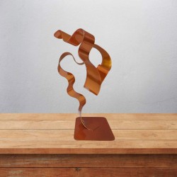sculpture abstraite métal orange