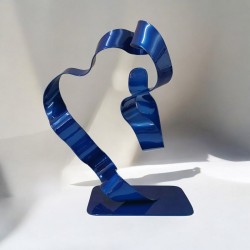 sculpture abstraite métal bleu marine