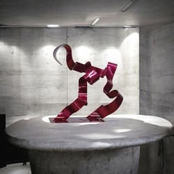 sculpture abstraite métal