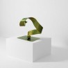 sculpture abstraite en métal vert anis
