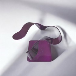 sculpture abstraite métal violet